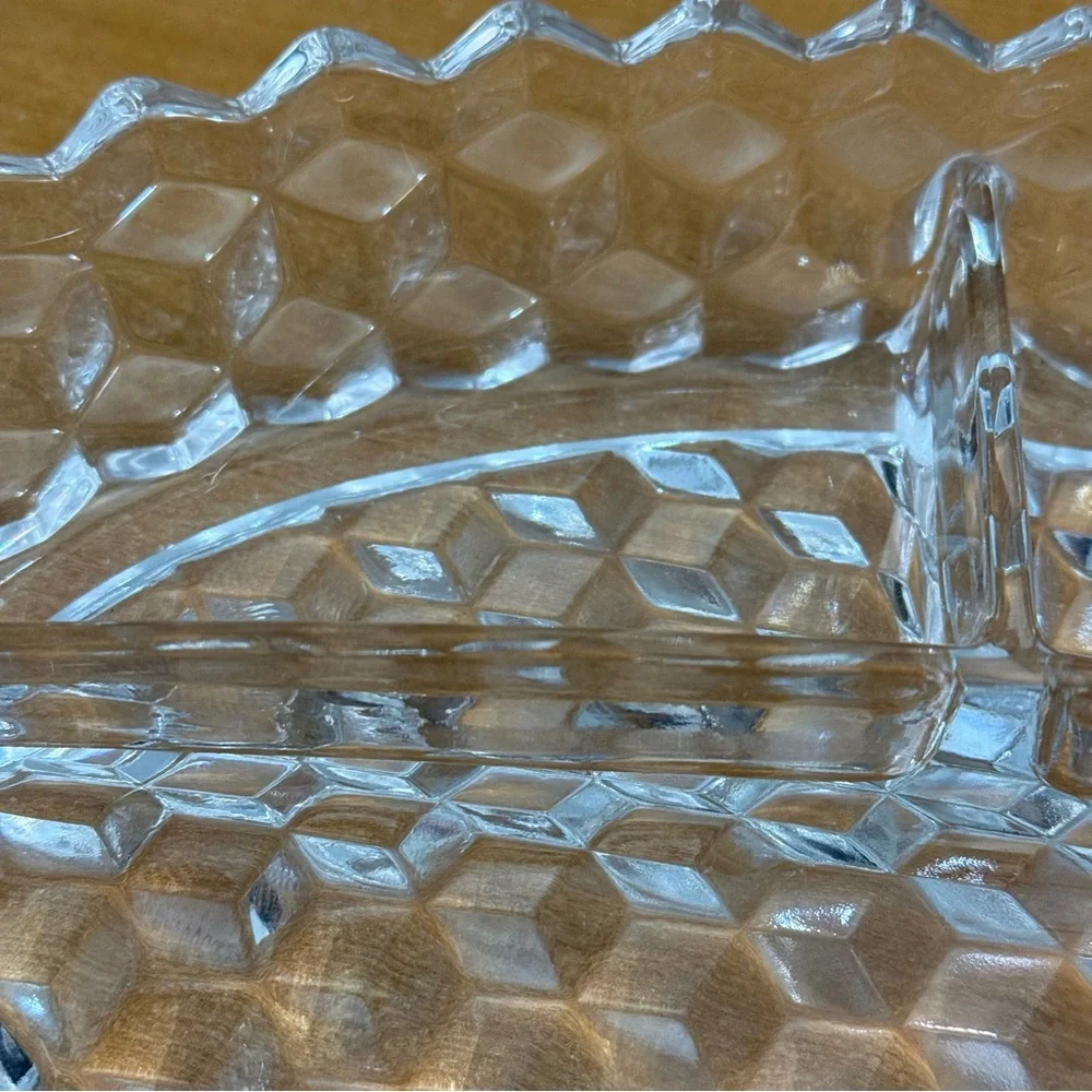 Vintage rare, Pyrex teardrop, baking dish, heavy‎